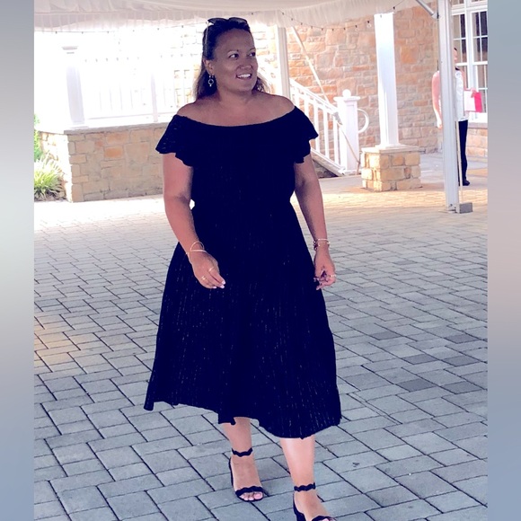 Meet your Posher, Meghan - Picture 1 of 1